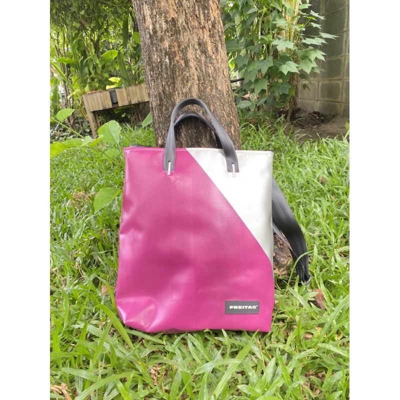 *New* Freitag bag รุ่นLELANDชมพู + เมทาลิค กระเป๋าผ้าใบของแท้100%