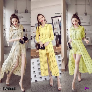 👗Pfashion [ส่งไว!!🚛] P5665 Set เสื้อตัวยาวผ่าหน้า+กางเกงขาสั้นลายจุด Set of long shirt with front slit + polka