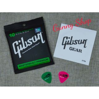 สายกีต้าร ์ โปร่ง Gibson (กิบสัน) ของแท้ สติ๊กเกอร์สะท้อนแสงด้านขวา แถม ฟรี ปิ๊ก 2 ตัว แถมเส้น 1 อีกเส้น