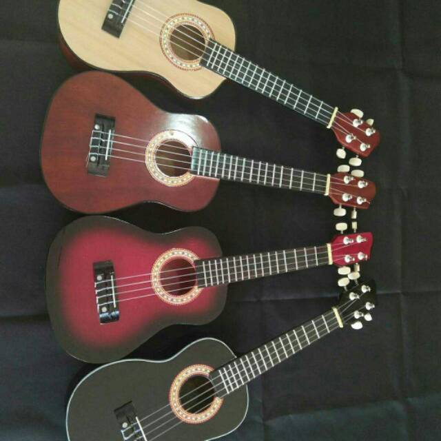4 สาย CONCERT UKULELE