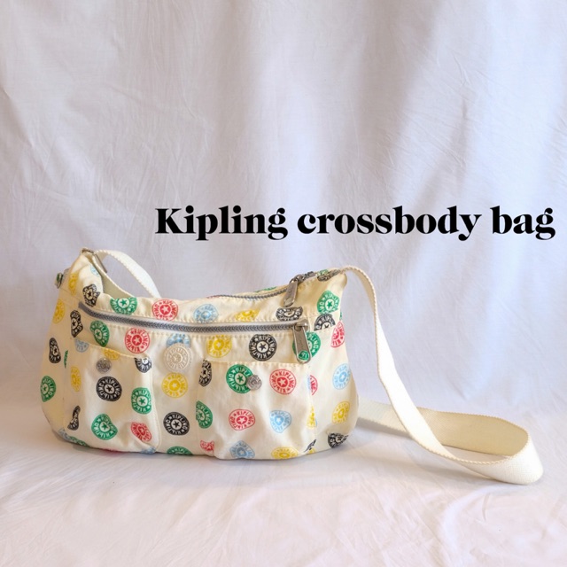 กระเป๋าสะพายข้าง Kipling Shoulder bag มือสอง