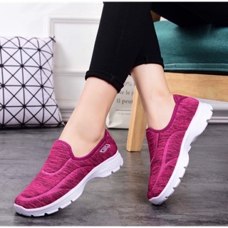 รองเท้าแบบสวม (สีดำ แดง น้ำเงิน เทา) ทรง skechers (พร้อมส่ง) วัสดุเกรด A