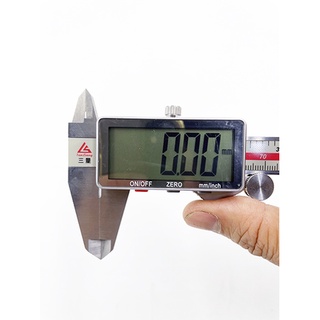 เวอร์เนียร์ดิจิตอล 6" จอใหญ่ ตัวเลขชัด ( 0-150 มม. อย่างดี) digital vernier caliper