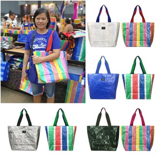 (เก็บโค้ดส่วนลดหน้าร้านลด50฿) Ferti Rainbow shopping big bag XL กระเป๋าช็อปปิ้งใบใหญ่ กระเป๋าสะพายลายสายรุ้ง