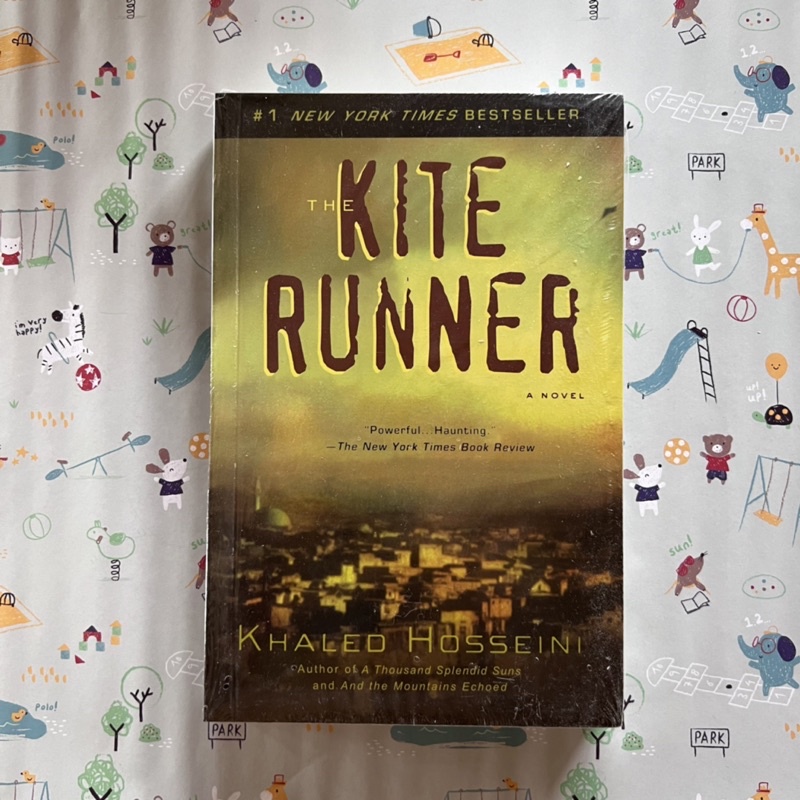 The Kite Runner โดย Khaled Hosseini ปกอ่อน