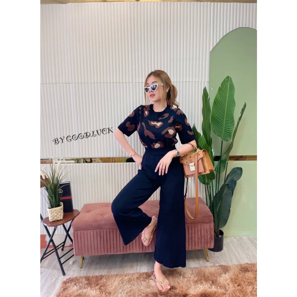 🌈 SpinnyHouse 🌈 ชุดเซ็ต กางเกงขายาว+เสื้อแขนสั้น💚💜งานนี้ปังก์มาก ยกให้เธอเลยน่ารัก ทอลายทั้งตัว 👍🛍🛼 หมูย่าง J202C - รูปที่ 6