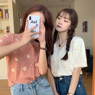 🐼 Maze 🌼พร้อมส่ง🌼เสื้อครอป ลายดอกเดซี่ ใส่สบาย🌸(8689)