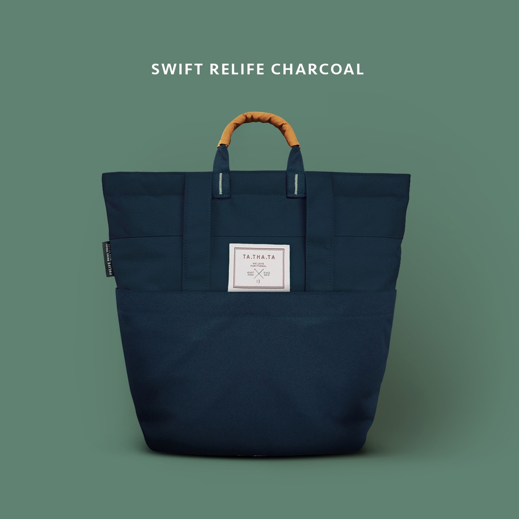 Swift relife charcoal backpack กระเป๋าเป้ รุ่นสวิฟต์ชาโคล สีกรมดำ