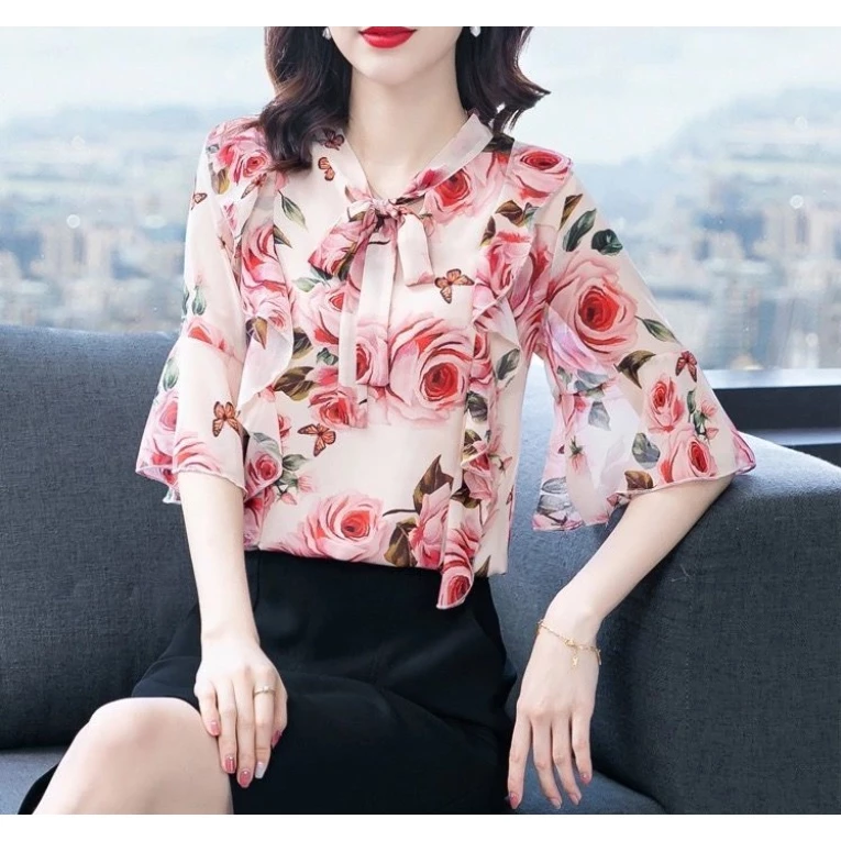 เสื้อลูกไม้ลายดอกไม้ คอวี แขนสั้น สไตล์ตะวันตก thumbnail 3
