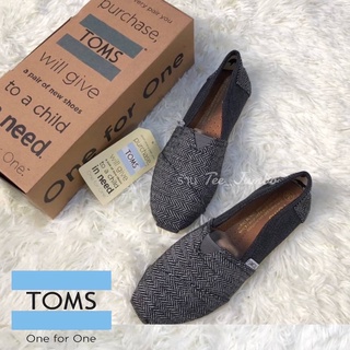 รองเท้า TOMS Original 🌵🍄 สินค้าพร้อมส่ง รองเท้าสีเทา