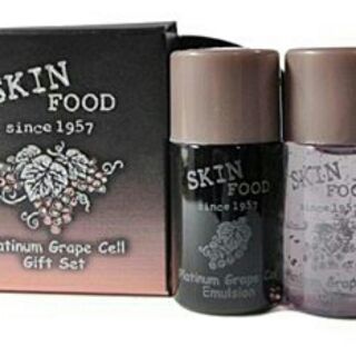 เทสเตอร์ SkinFood Platinum Grape Cell Gift Set (Toner+Emulsion) 