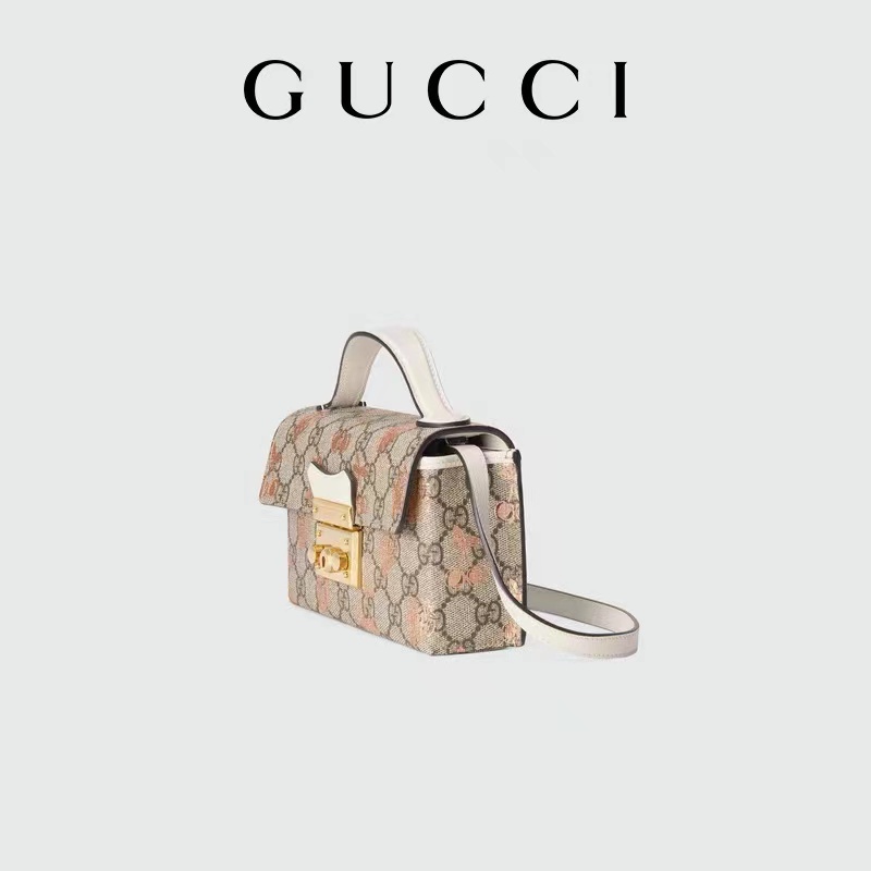 ของแท้ Gucci Padlock berry print mini bagผ้าใบ GG Supremeสดและน่ารัก