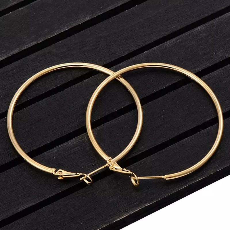 Women Exaggerate Big Smooth Circle Hoop Earrings / Girls Statement Drop Earrings / Ladies Elegant Dangle Earrings / European and American style Studs Earrings / Bridal Wedding Party Minimalist Ear Jewelry Accessories