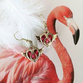 Korea Cute Red Crystal Sailor Moon Gold Heart Earrings ต่างหู ตุ้มหู หัวใจ สีทอง เซเลอร์มูน ประดับ คริสตัล แดง น่ารัก