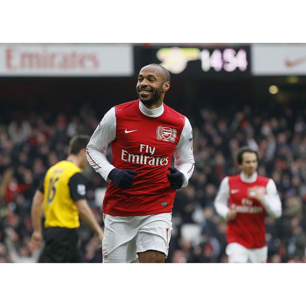 โปสเตอร์ เธียรี่ อองรี Thierry Henry อาร์เซนอล Arsenal The Gunner วอลเปเปอร์ poster ฟุตบอล Football โปสเตอร์ฟุตบอล ตกแต่