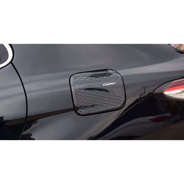 ครอบฝาถังแคฟล่า Camry All new 2018-2025