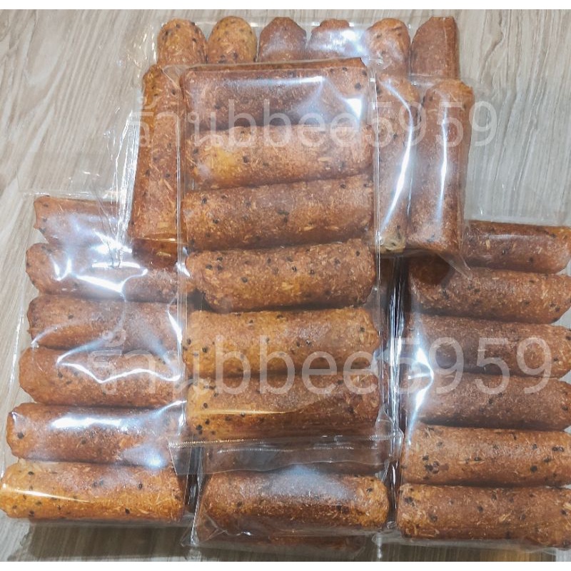 ข้าวเกรียบงาดำ ห่อละ29บาท มี6ชิ้น สินค้าทำสดไม่ค้างสต็อก รองรับปลายทาง มีบริการลาลามูฟ ส่งทุกจังหวัดทุกเขต