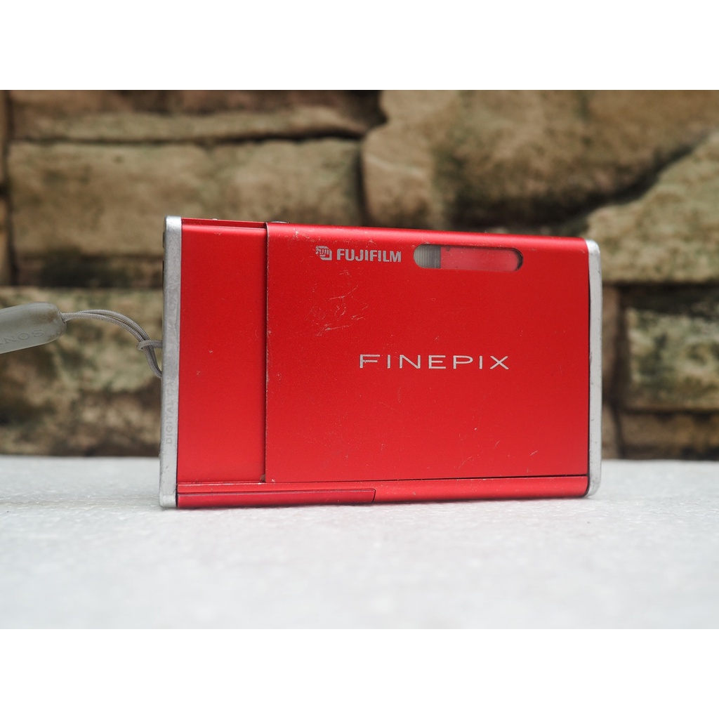 ต้นตระกูล Z Fujifilm Z1 (xD card)