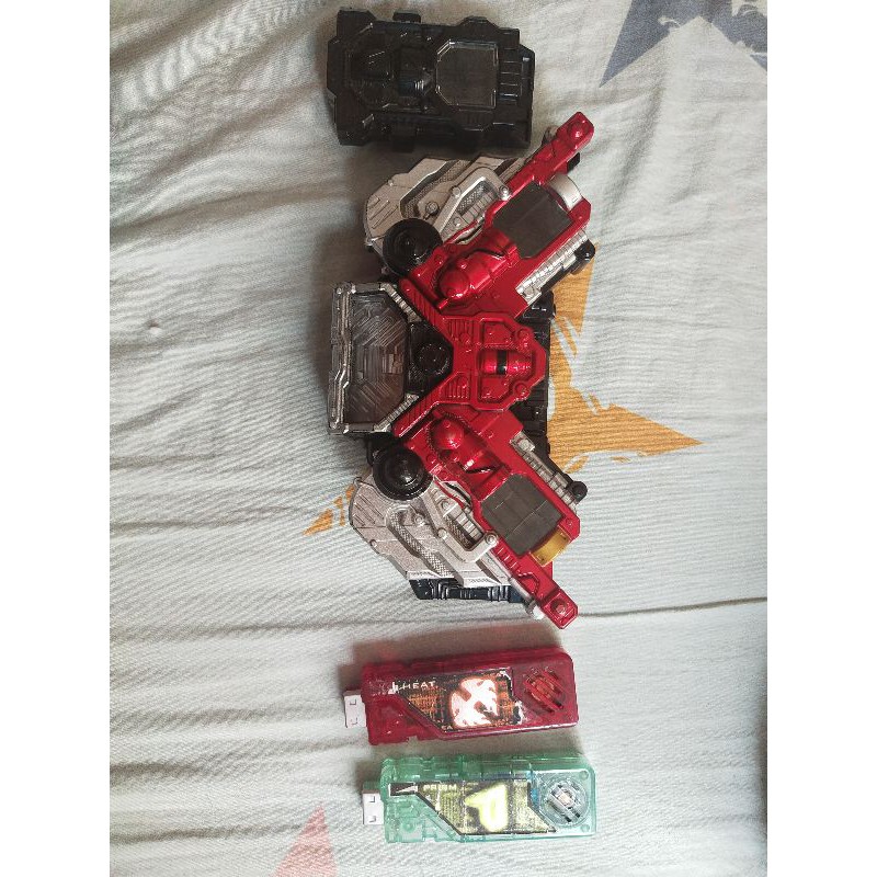 dx เข็มขัดมาสไรเดอร์ ดับเบิ้ล