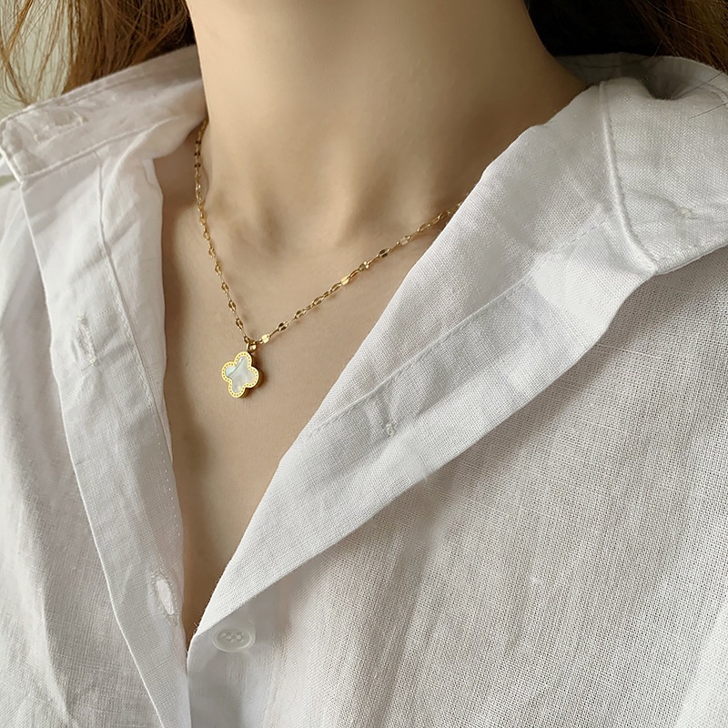 สร้อยคอไทเทเนียม เหล็กสเตนเลส ชุบทอง 18k จี้ใบโคลเวอร์สี่แฉก เครื่องประดับแฟชั่น สไตล์เกาหลี