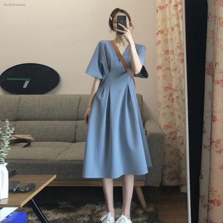 แฟชั่นสตรีชุดเดรสยาวแขนสั้นคอวีสีพื้นสไตล์เกาหลี