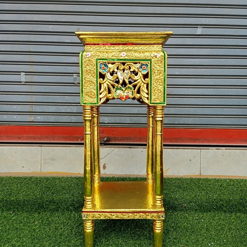 โต๊ะเดี่ยว ปิดทอง ขนาด30x30x75cm