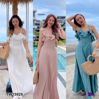 แม็กซี่เดรสสายเดี่ยวสานหลังรอบอกระบาย TT15929 One-shoulder maxi dress weaves in the back of the chest.