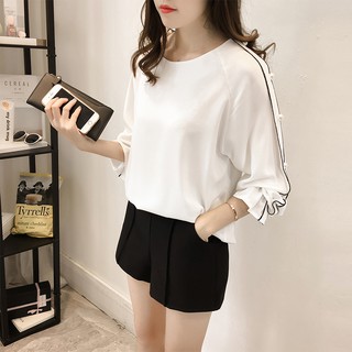 เสื้อทำงาน สีขาว แขนยาว แต่งแถบแขนให้ดูเรียวสวย สไตล์เกาหลี ** พร้อมส่งไซส์ 4XL **