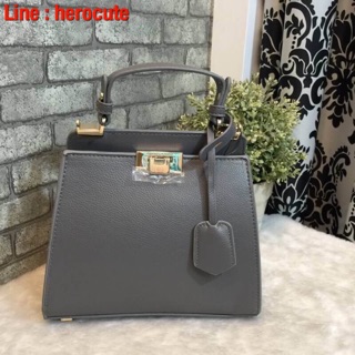 CHARLES &amp; KEITH PUSH-LOCK HANDBAG 2017 ของแท้ ราคาถูก