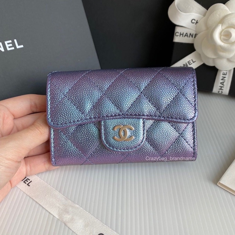 New Chanel card holder holo 31