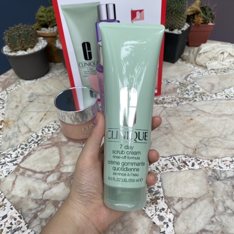 พร้อมส่ง Clinique 7 Day Scrub Cream Rinse-off Formula 250 ml ...