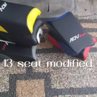 เบาะซ้อนท้ายเด็ก Honda ADV 150 ADV 160 ปักโลโก้