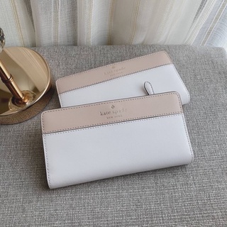 เป๋าตังค์ kate Spade 2 พับ ใส่แบงค์ 1000 ใส่บัตร ได้หลายช่อง มีช่องใส่เหรียญ