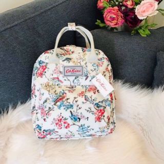 Best Seller !! Cath Kidston Multi Strap Backpack กระเป๋าสะพายเป้รุ่นมินิ แบรนด์ดังสไตล์วินเทจสุดฮิต วัสดุ Canvas