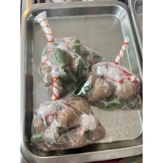 แหนมหมูใบมะยม หมูแท้100เปอร์เซ็น