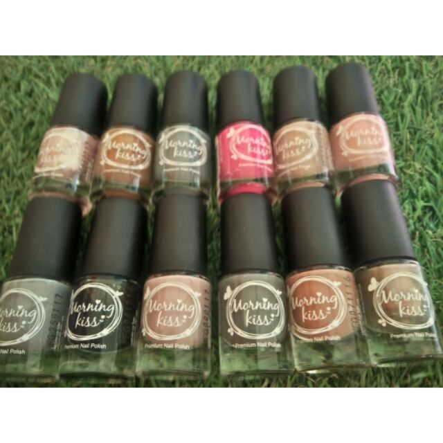 สีทาเล็บ morning kiss