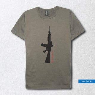 over the sky T-shirt กราฟฟิค เสื้อยืดคอกลม - เอเค-47 GunDesign