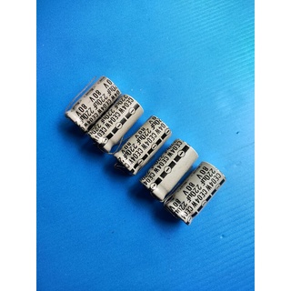 C.คอนเดนเซอร์ 220 uF 80 V (ราคาตัวละ 80 บาท)