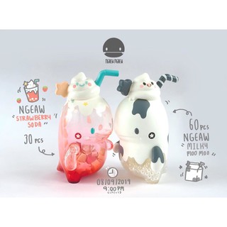 (พร้อมส่ง) STRAWBERRY SODA NGEAW DINO VINYL