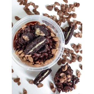 Chocolate bom ซีเรียลช็อกโกแลตลาวา (มี 4 รสชาติ) ขนมคลีน แคลอรี่ต่ำ