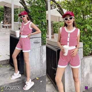 TW15592  Set 2 ชิ้น New arrival!! Stripes knit set ชุดเซ็ตเสื้อไหมพรม กางเกงขาสั้น ไหมพรม แขนกุด ลายริ้ว มีกระดุมติด