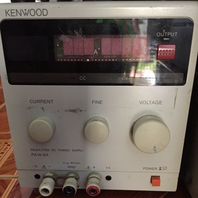 Digital DC POWER SUPPLY