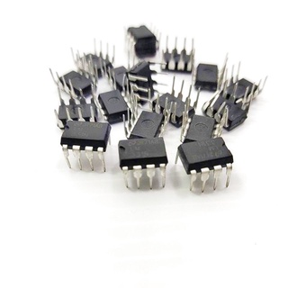 LM331N IC DIP-8 Precision Voltage-to-Frequency Converters ตัวละ 65บาท