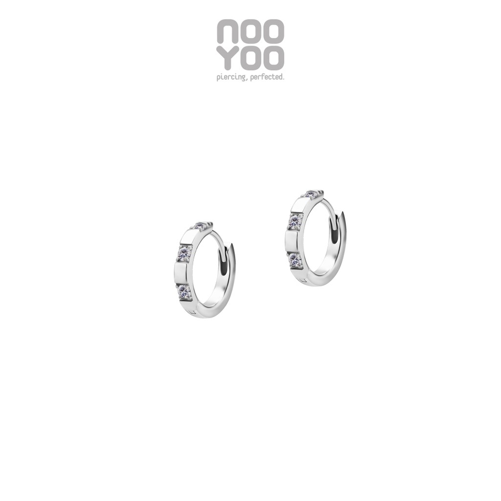 NooYoo ต่างหูสำหรับผิวแพ้ง่าย Hoop with 3 Cubic Zirconia Surgical Steel