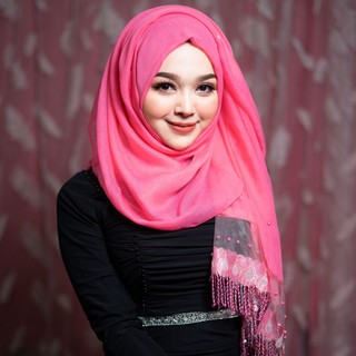 Hijab ผ้าพันยาวเนื้อคอตต้อลนิ่มอย่างดีมาพร้อมงานตกแต่งสุดพมีเมี่ยม