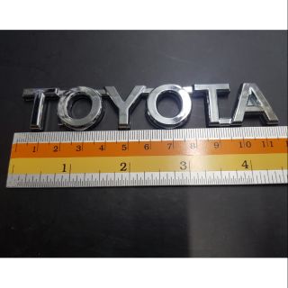 Logo Toyota งานพลาสติก 11.5 × 2 cm ตัวบาง