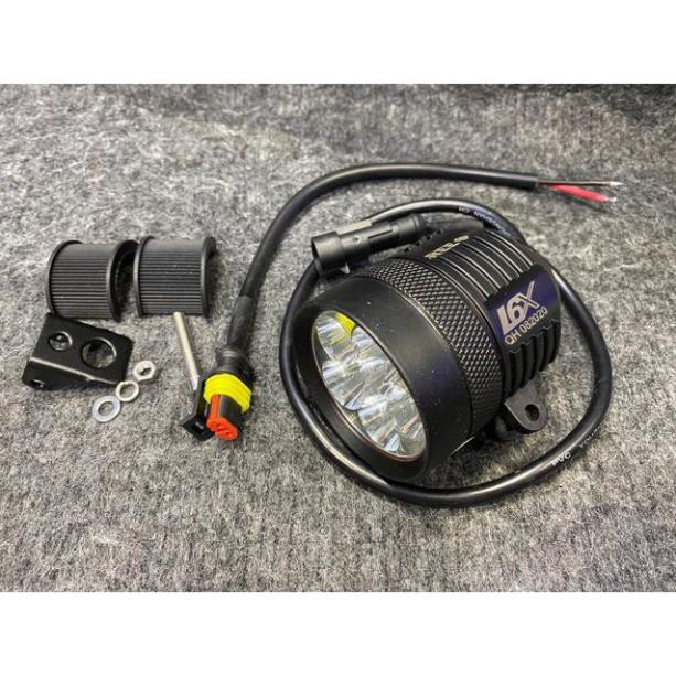 สปอร์ตไลท์ L6X******