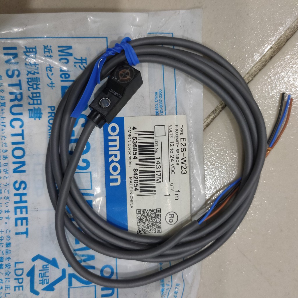 เซ็นเซอร์ Omron E2S-W23