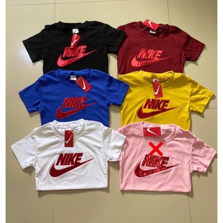 เสื้อยืดรัดรูปนมโตปักไนกี้