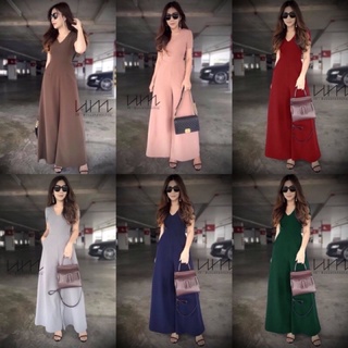 2766 จั้มสูทขาบานทรงA A wide leg jumpsuit.